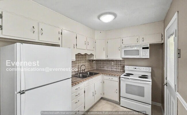 Foto del edificio - 331 Serena Dr