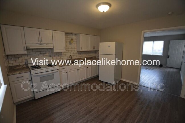 Foto del edificio - 3607 W 47th St