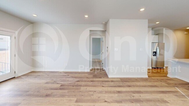 Building Photo - 201 Firefox Wy