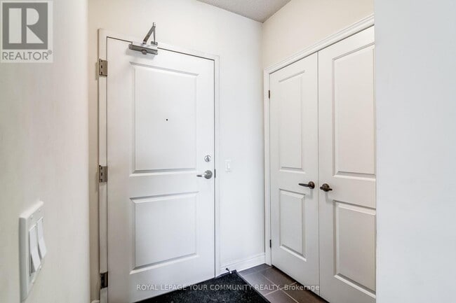 Photo du bâtiment - 7768-7768 Kennedy Rd
