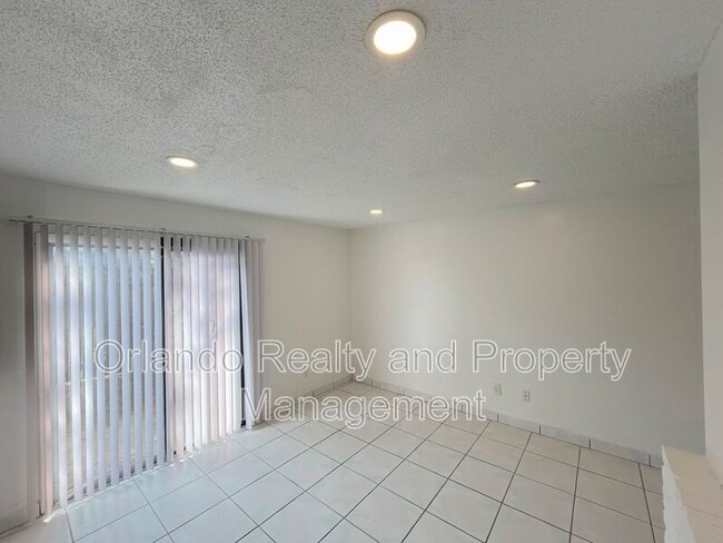 Building Photo - 5151 Picadilly Circus Ct