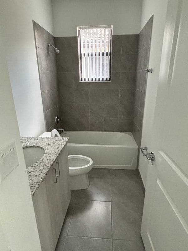 Building Photo - 5633 Cerva Ln