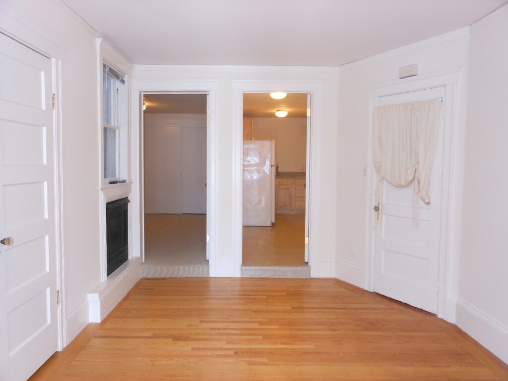 Primary Photo - 1125 Kansas St