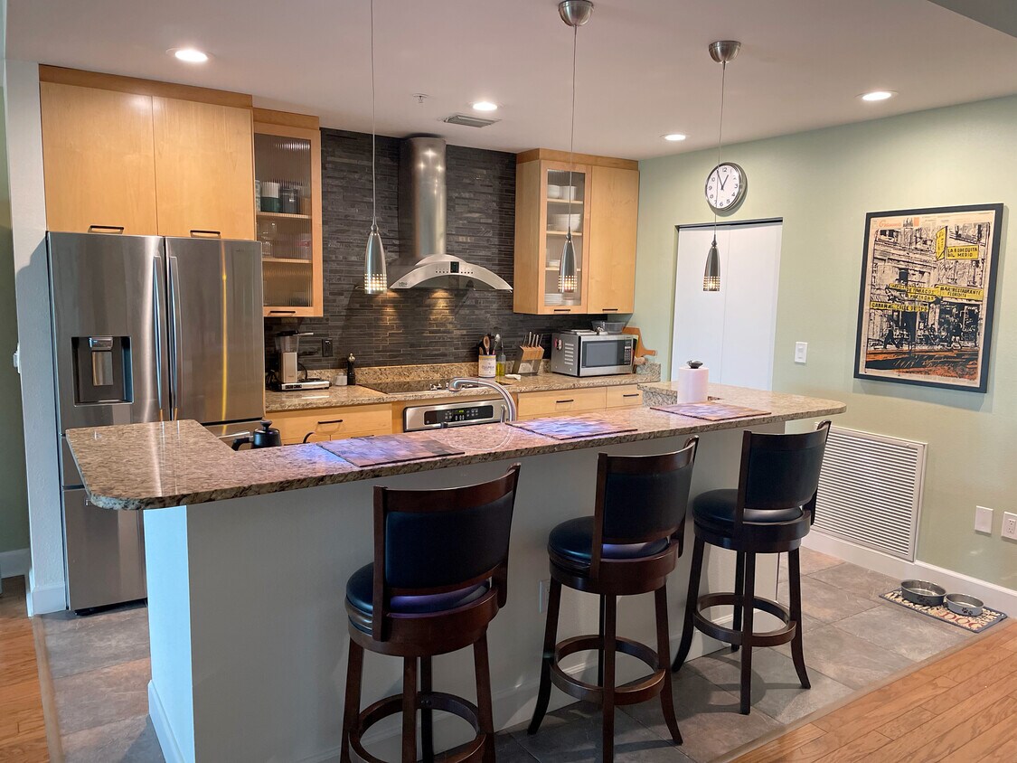 Foto principal - 1002 Channelside Dr