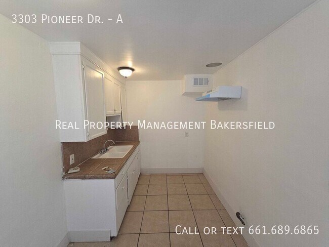 Foto del edificio - 3303 Pioneer Dr