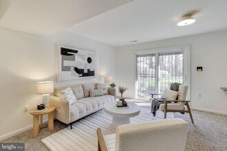 Building Photo - 1404 Pacific Ave