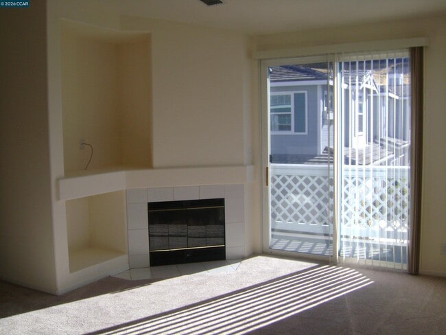 Building Photo - 2903 Coyote Cir