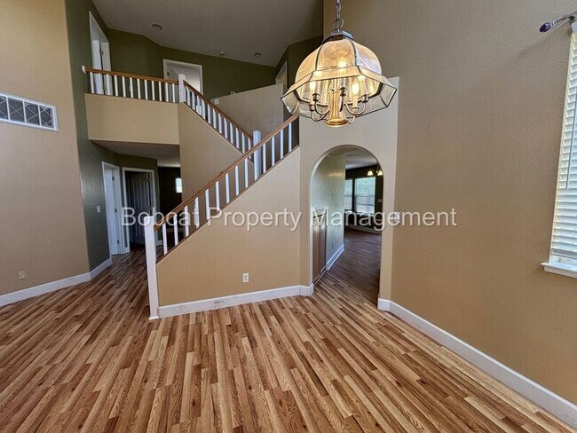 Foto del edificio - 1477 Ridge Point Dr