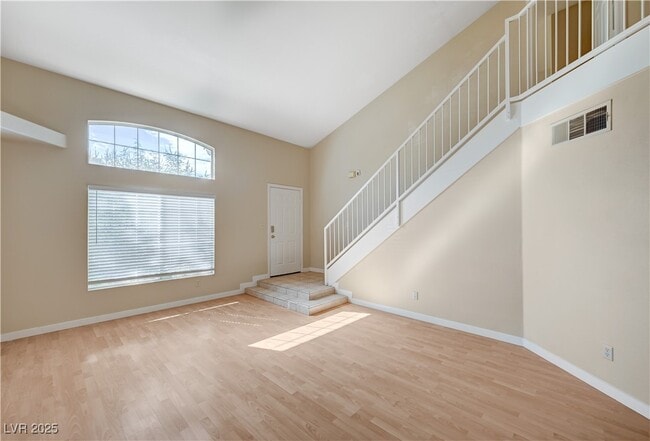 Building Photo - 10164 Tree Bark St