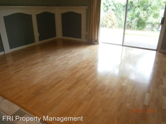 Building Photo - 39 Pine Forest Pl