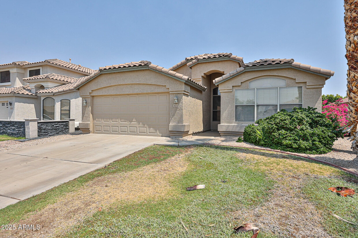 Primary Photo - 10222 W Daley Ln