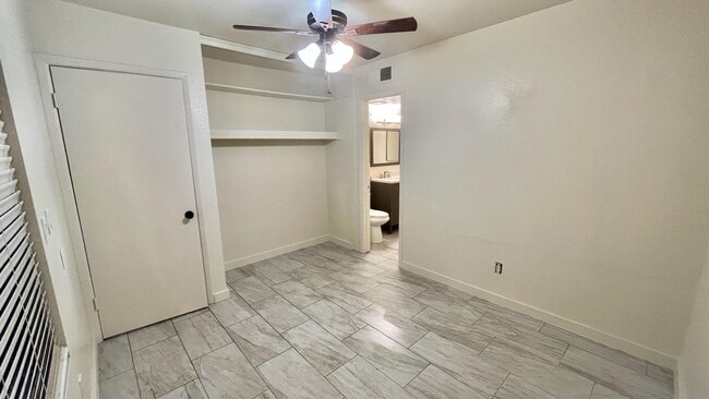 Building Photo - 14851 N 25th Dr