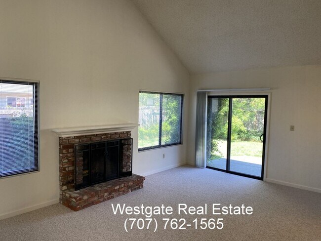 Building Photo - Nice  3/2 home located Near Downtown Petal...