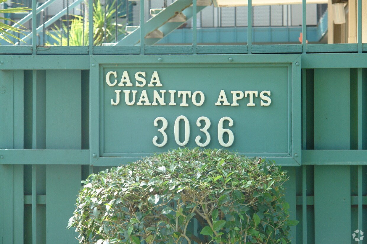 Building Photo - 3036 Van Sansul Ave