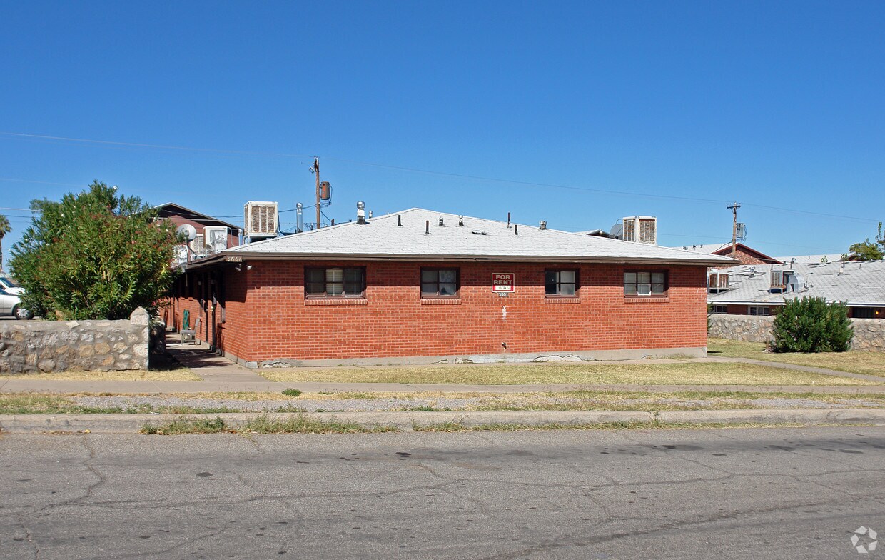 Primary Photo - 3601 Lincoln Ave