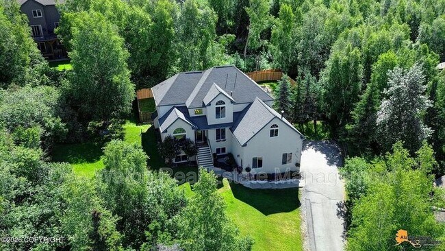 Foto del edificio - 16241 Baugh Cir