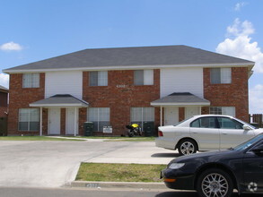 Building Photo - 4302 Deek Dr