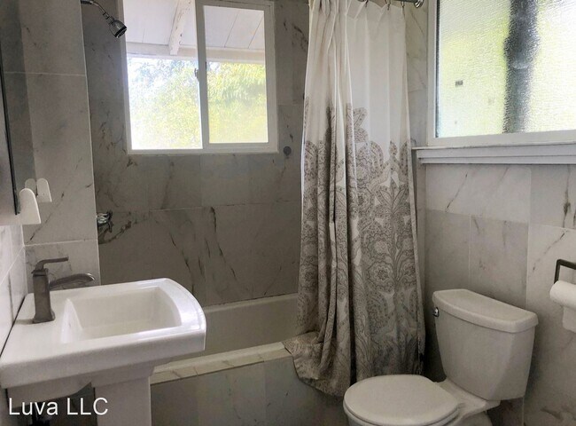 Building Photo - 2 br, 2 bath House - 55-577 Hawi Road