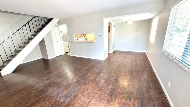 Building Photo - 4885 El Camino Dr
