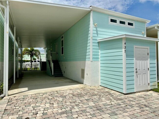 Foto del edificio - 437 NE Intercoastal Dr