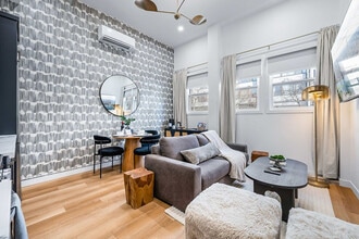 Building Photo - 168 McCaul St