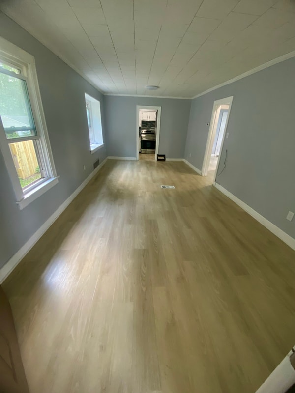 1036 Neptune Ave Akron, OH 44301 – photo 4