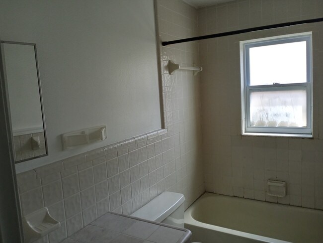 Foto del edificio - 5438 Amy Ln