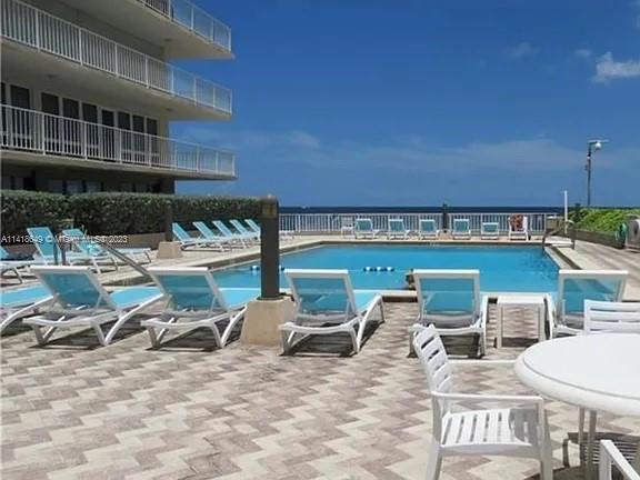 Building Photo - 4100 Galt Ocean Dr