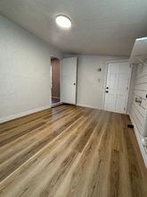 Building Photo - 1104 J St NW