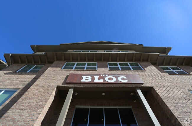 The Bloc Apartments Lubbock, TX
