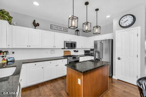 Building Photo - 11225 E Sylvan Ave