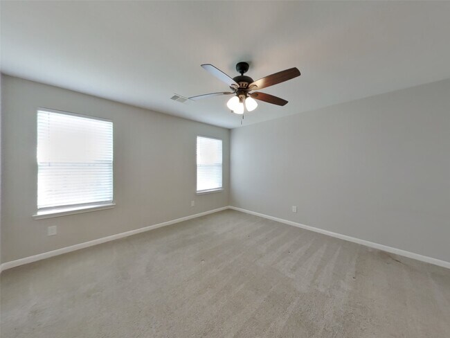 Building Photo - 5342 Castle Discordia St