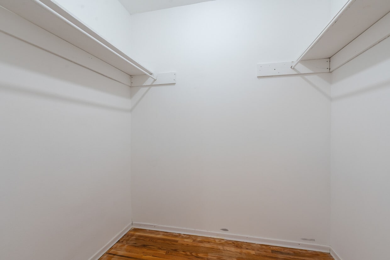 Primary Photo - LARGE THREE BEDROOM TOWNHOUSE