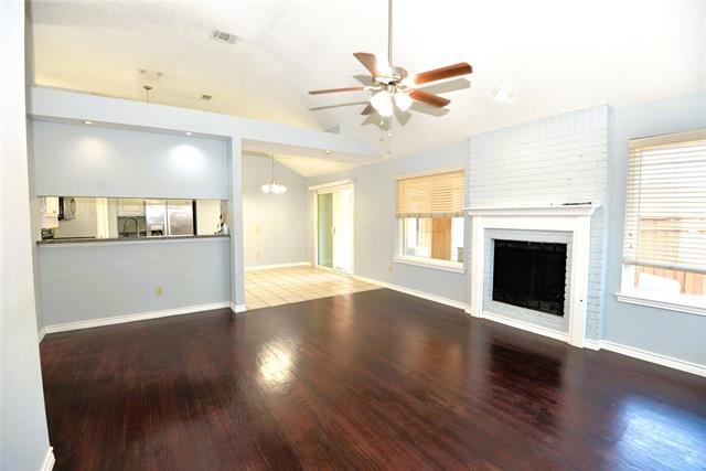 Foto del edificio - 1217 Wild Cherry Dr