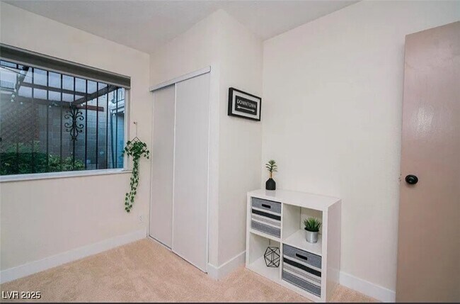 Foto del edificio - 3789 Heritage Ave