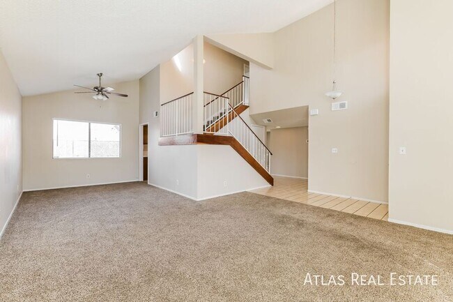 Building Photo - 1836 Navarre Ln