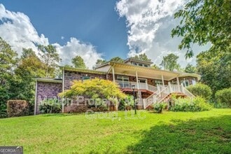 Building Photo - 682 E Mourning Dove Ct