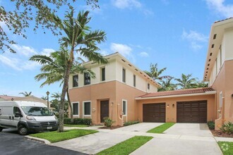 Building Photo - 2516 Venetian Ct