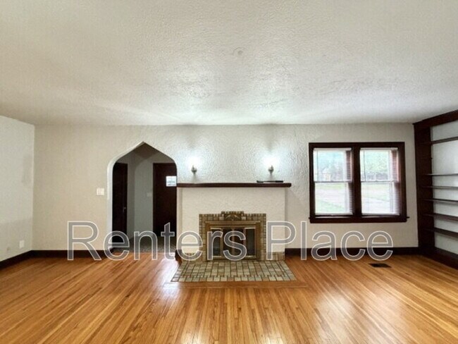 Foto del edificio - 5524 S Owasso Ave