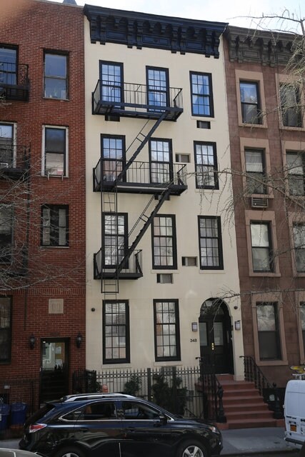 Building Photo - 348 E 51st St