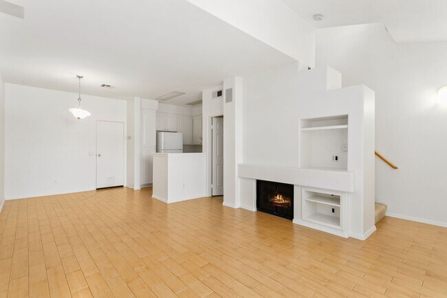 Building Photo - 4170 Via Candidiz
