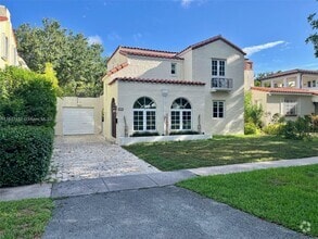 Building Photo - 604 Alcazar Ave
