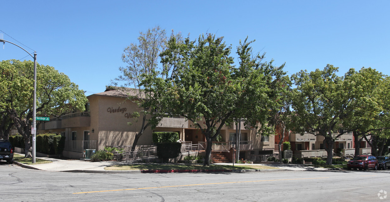Building Photo - Verdugo Vista
