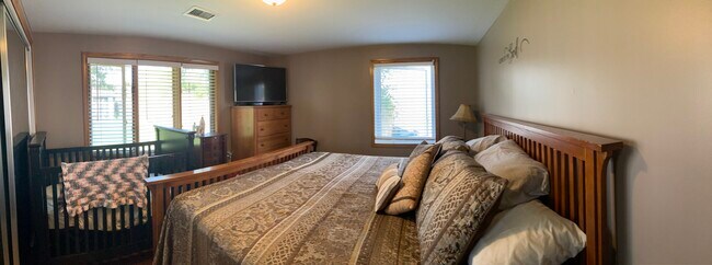 Foto del edificio - 165 Thistle Lea