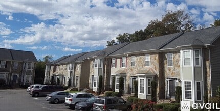 Building Photo - 232 Southgate Ln