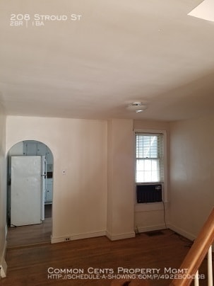 Building Photo - 208 Stroud St