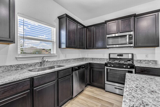 Building Photo - 10830 Emerick St