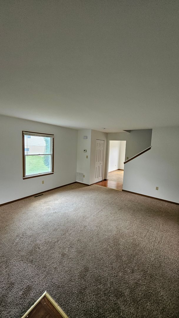 Building Photo - 3182-3184 Shellers Bend