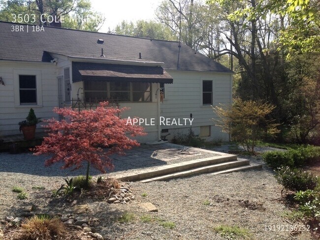 Foto del edificio - 3503 Cole Mill Rd - Available Mid July