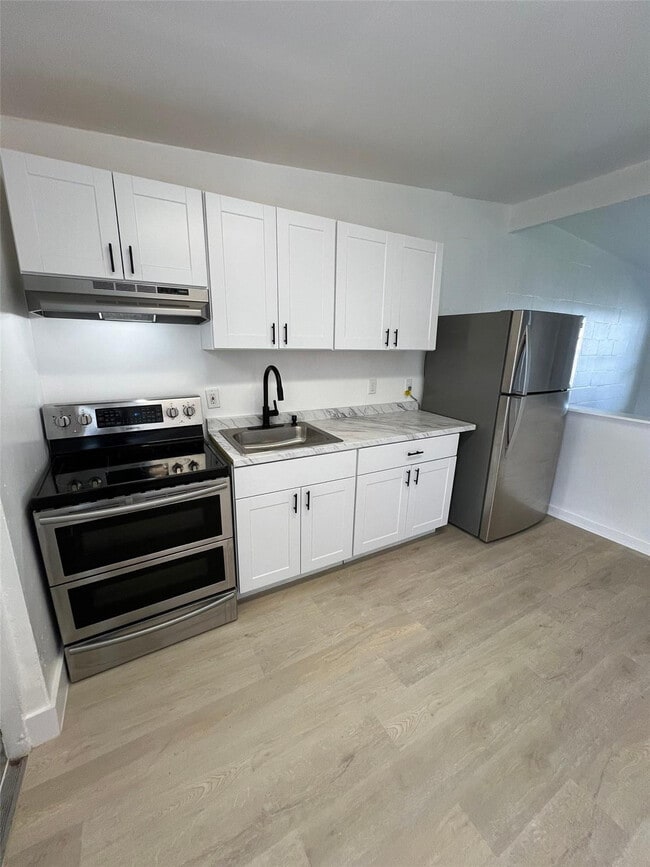 Foto del edificio - 320 NE 13th Ave